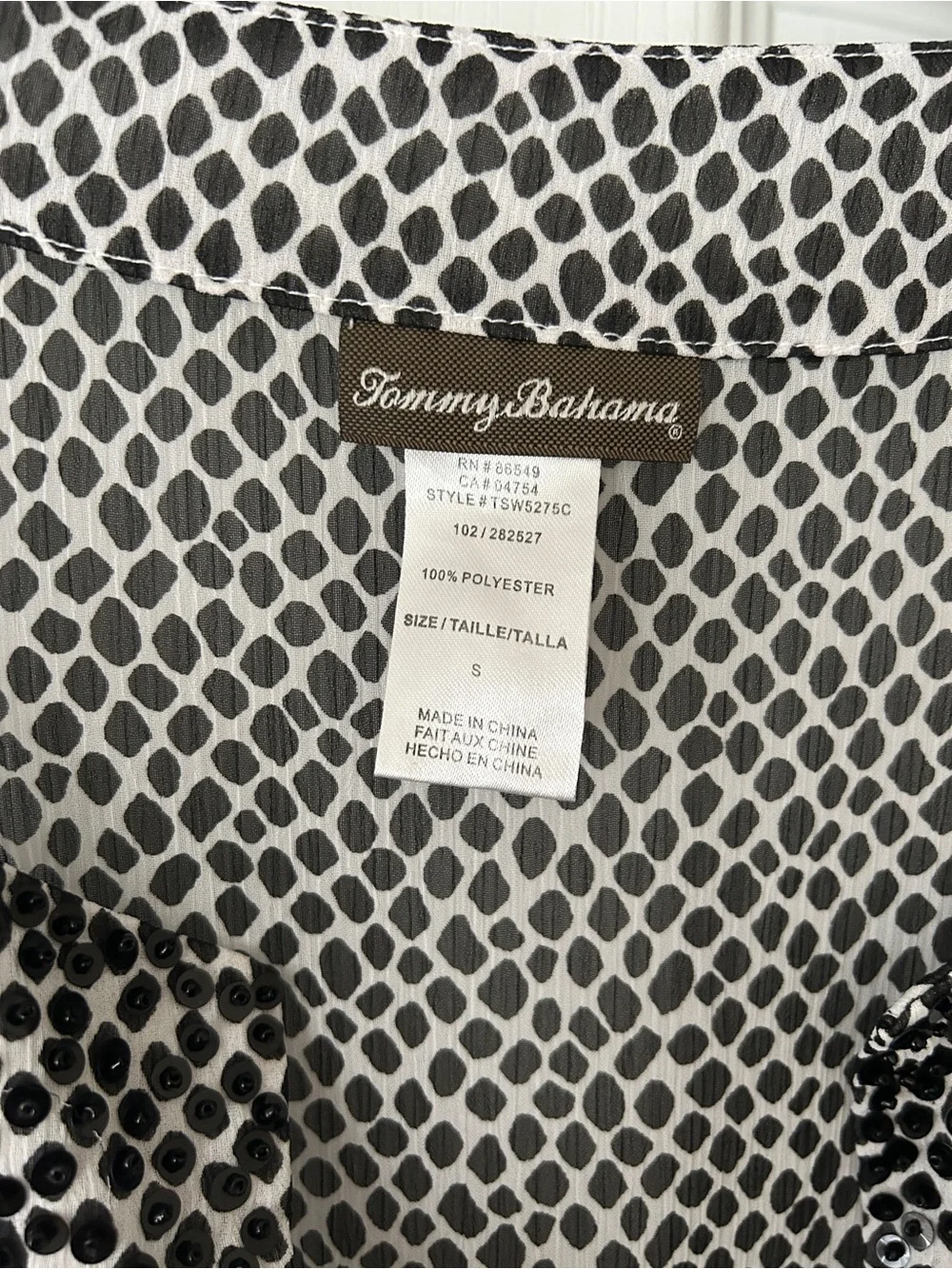 Tommy Bahama Black & White Printed swimsuit coverup
